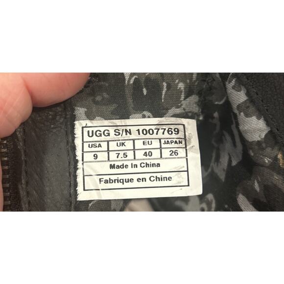 UGG Australia Womens Orion Black Leather Round Toe Ankle Booties Size 9 - Picture 7 of 10